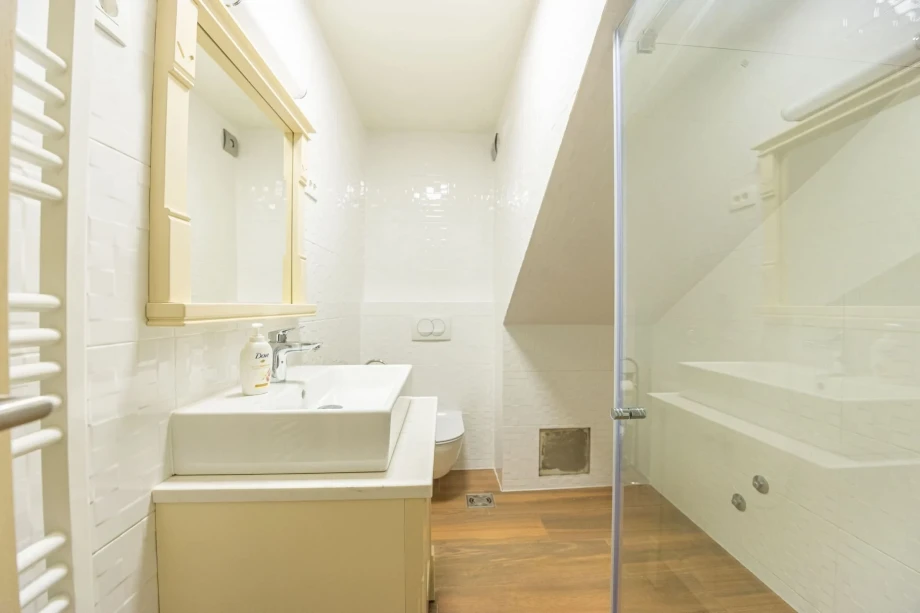 Modern Bathroom in a Rustic Villa with Stylish Touches