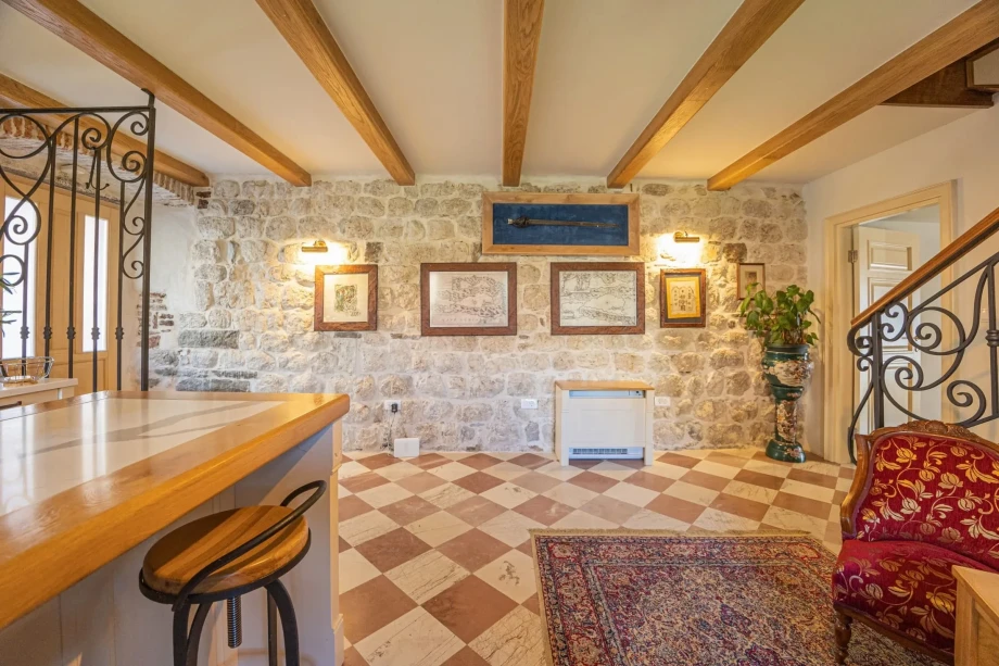 Traditional House with Timeless Design and Charm