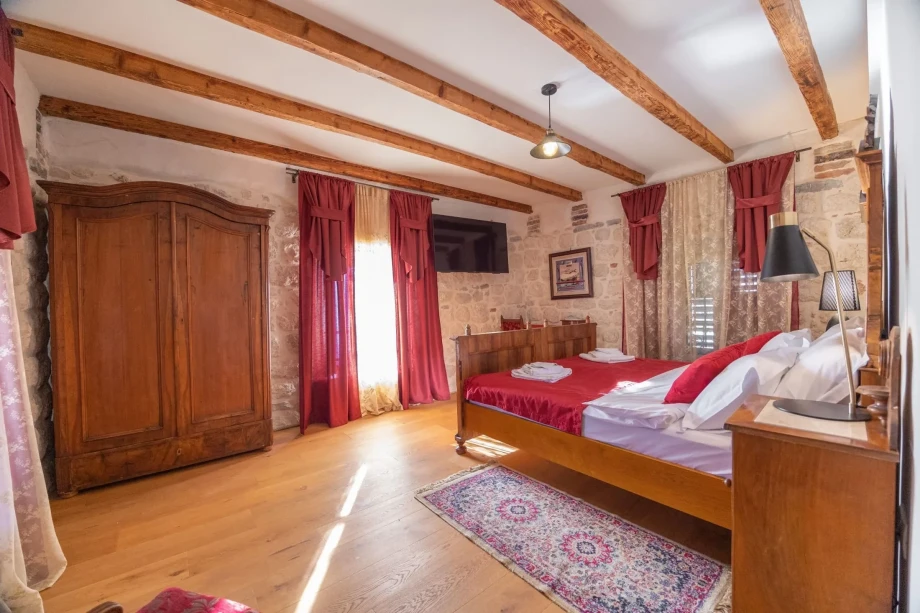 Spacious Bedroom with Elegant Furnishings in Luxury Villa