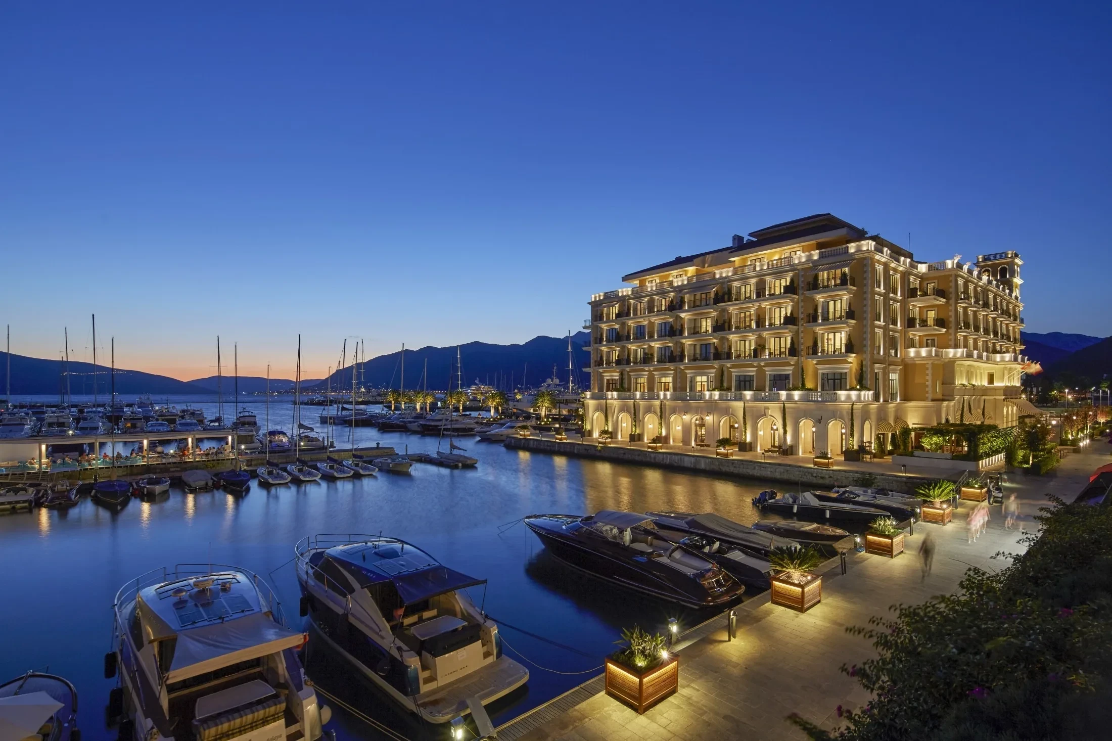 Лучшие отели в Черногории