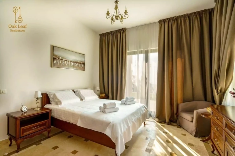 Spacious bedroom in villa Reef Pearl