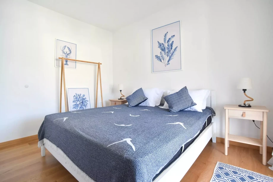 Comfortable Queen-Size Bed in Villa Klara