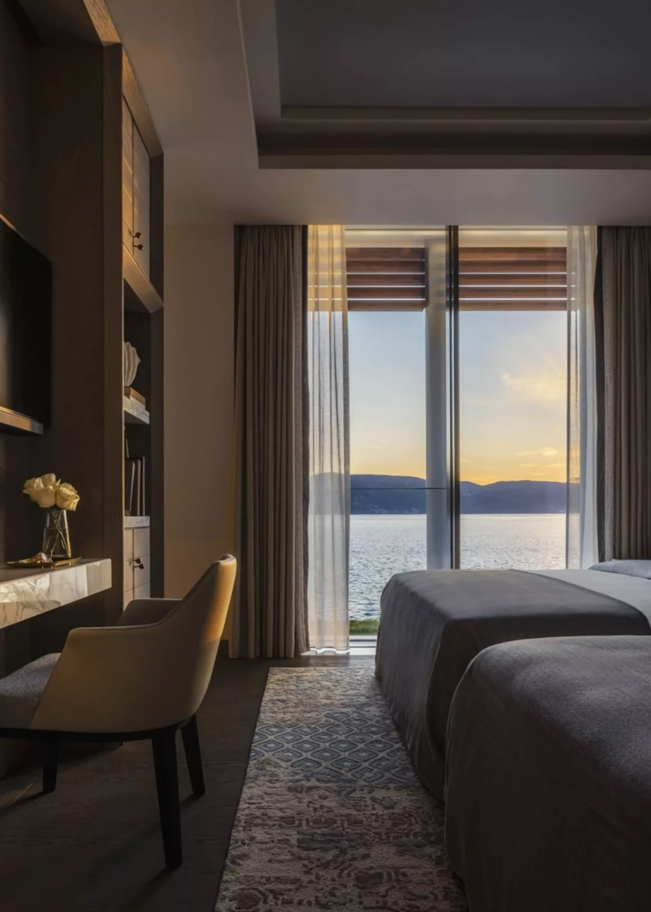 Twin bedroom with view Portonovi