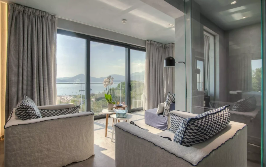 Apollonia luxury bright living room