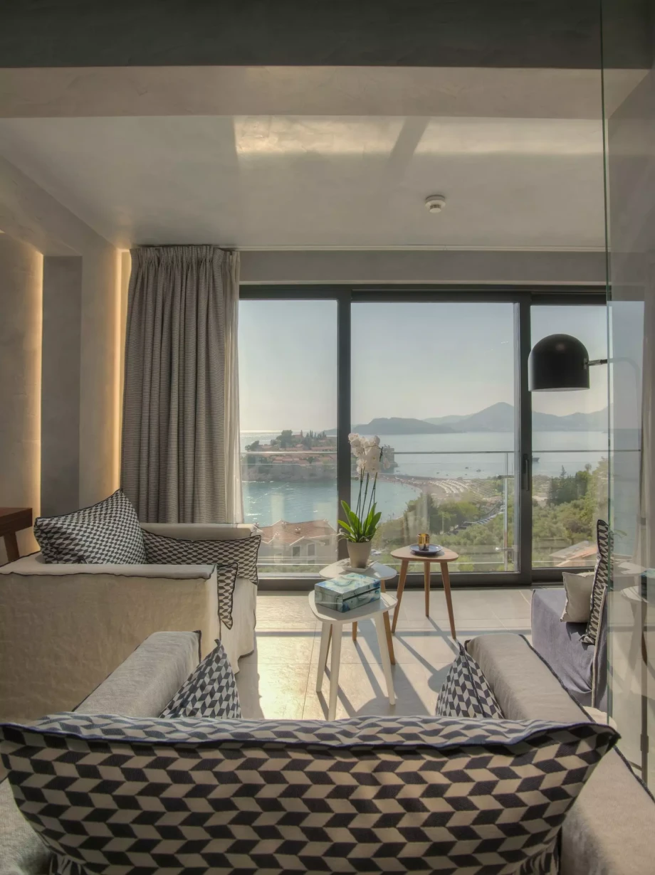 Living room with great seaview