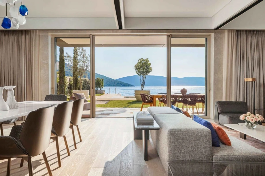 Luxury villa in Montengro with pool