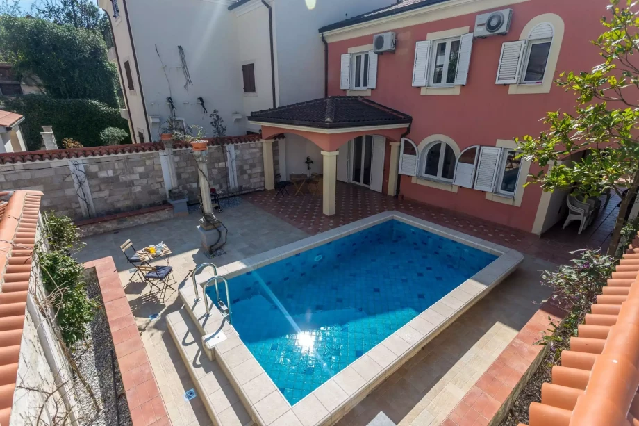 Private Kotor villa with pool