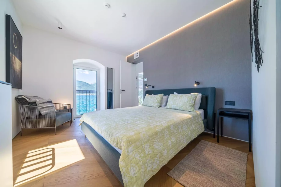 Bedroom with a Terrace at Villa