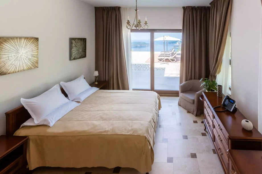 Amazing bedroom with a big and comfy bed for two in Villa Reef Tree with pool