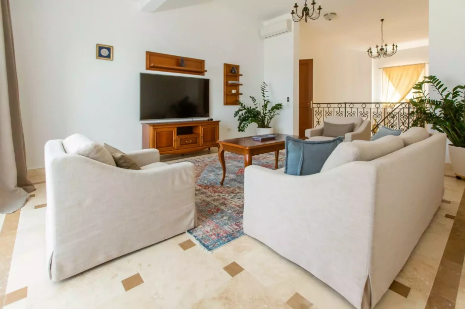 Lounge area with flat screen tv in Villa Reef Tree in Budva