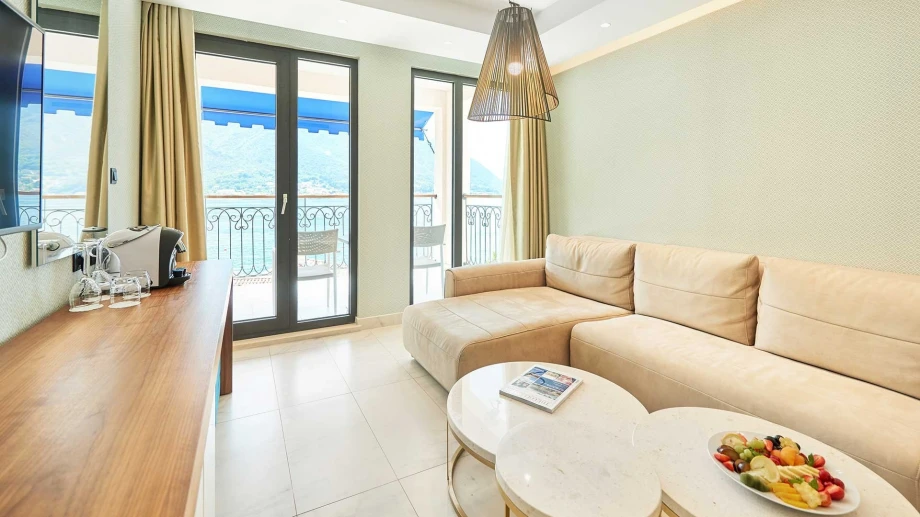 Huma Suite with Seaview