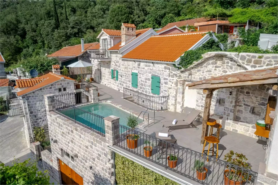 Private villa with pool