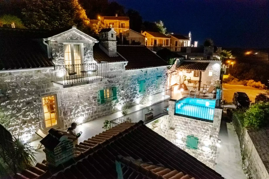 Charming villa Piccolo Mondo with Pool