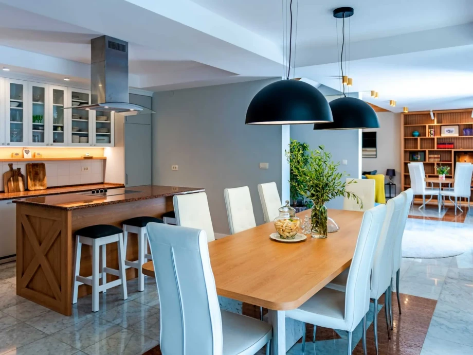 Elegant Dining Table in Villa Helena with Scenic Views