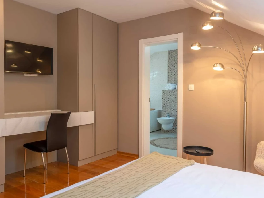 Luxury bedroom with private bathroom