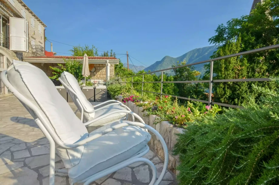 Garden to Enjoy at Villa Corazón del Perasto