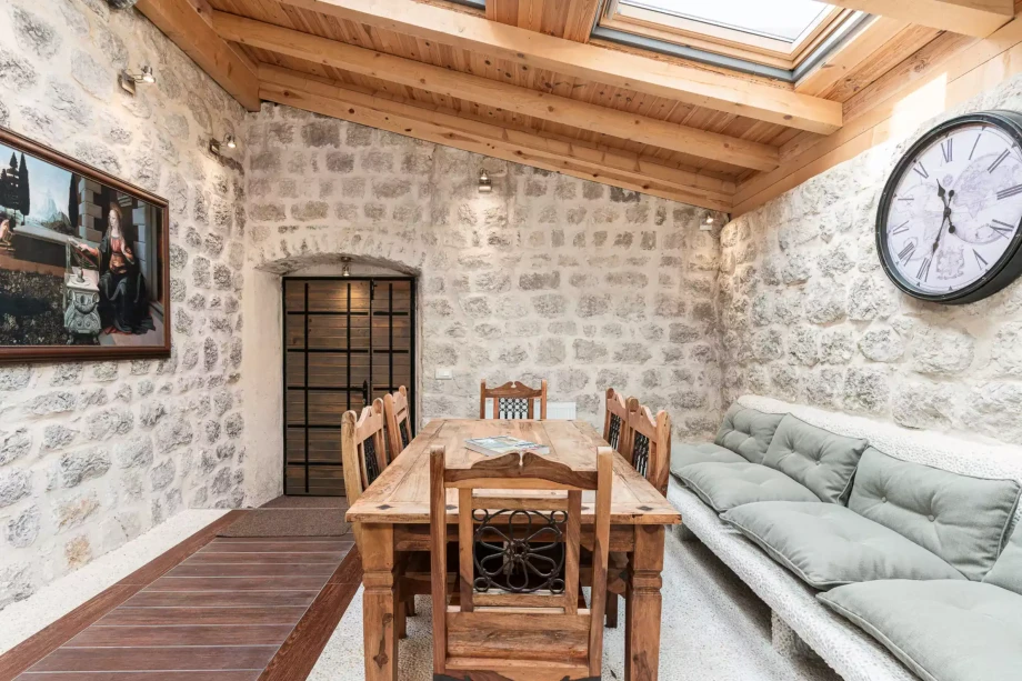 Magnificent luxury villa rental living room