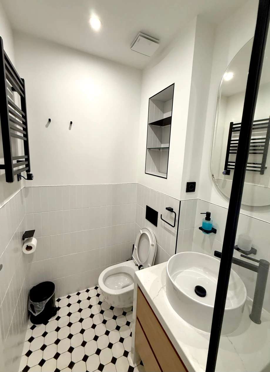 Elegantly Equipped Bathroom at Villa