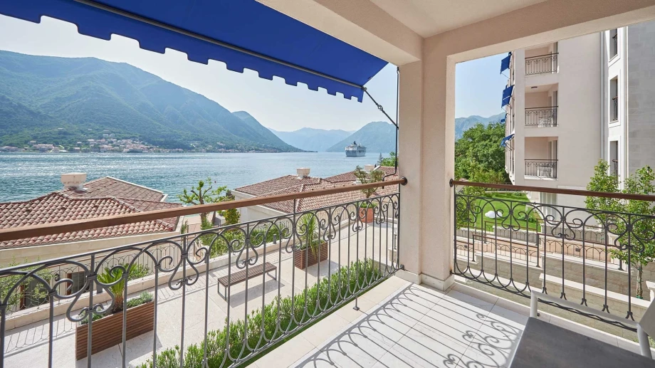 Terrace for Enjoying the View