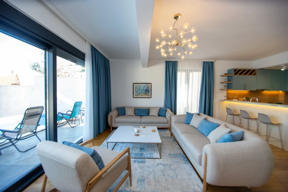 Spacious Living Room