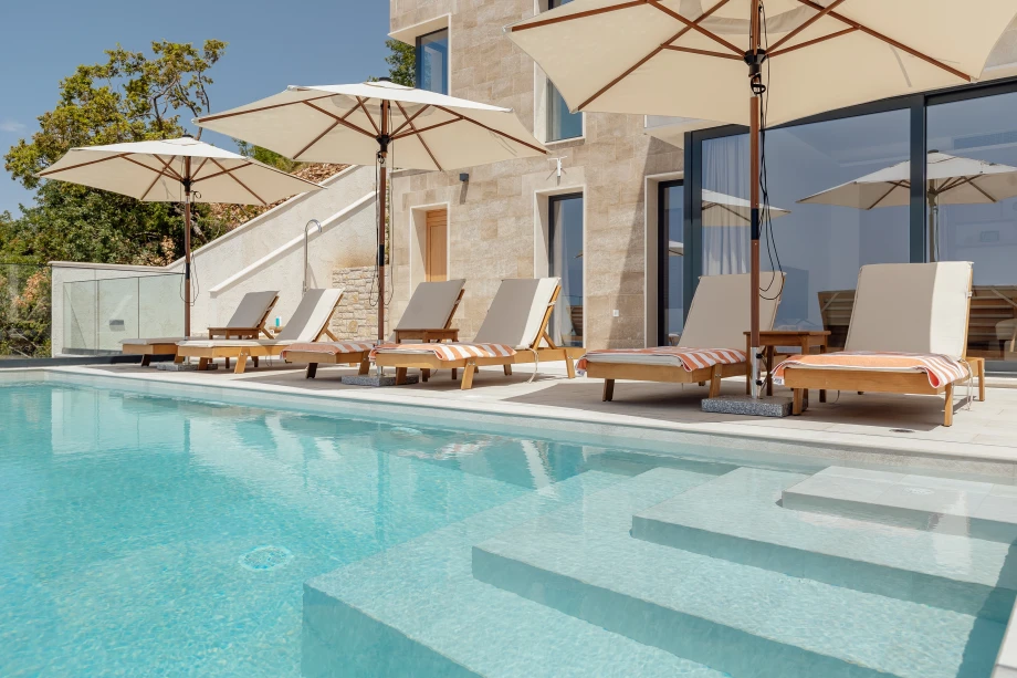 Perfect Outdoor Pool