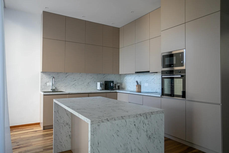 Fully Equipped Modern Kitchen