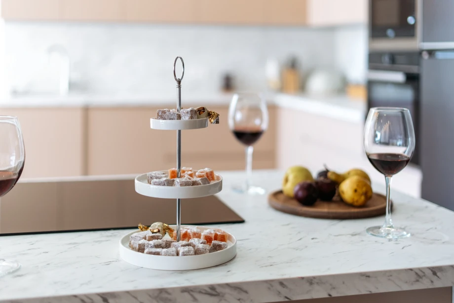 Elegant Dining Table for Memorable Meals