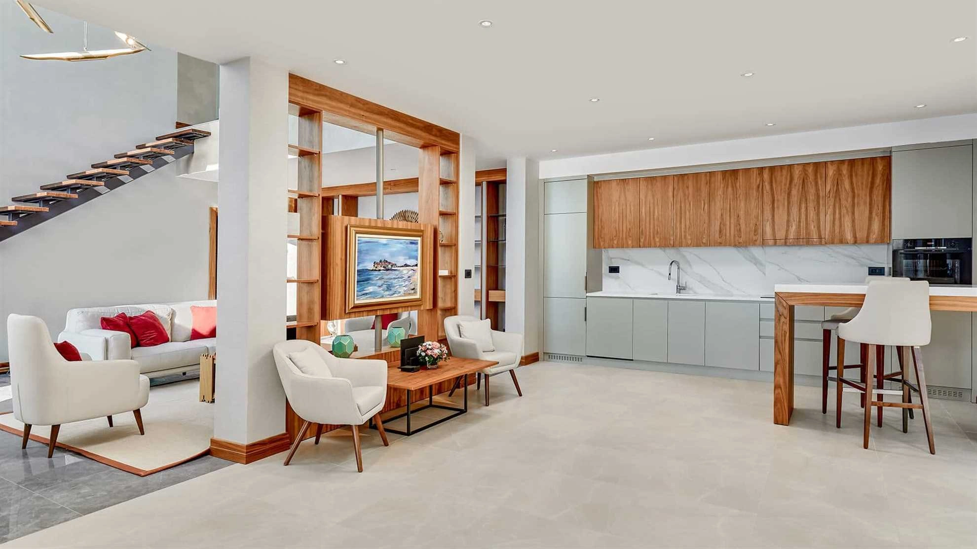 Beautiful Spacious Living Room with Elegant Design