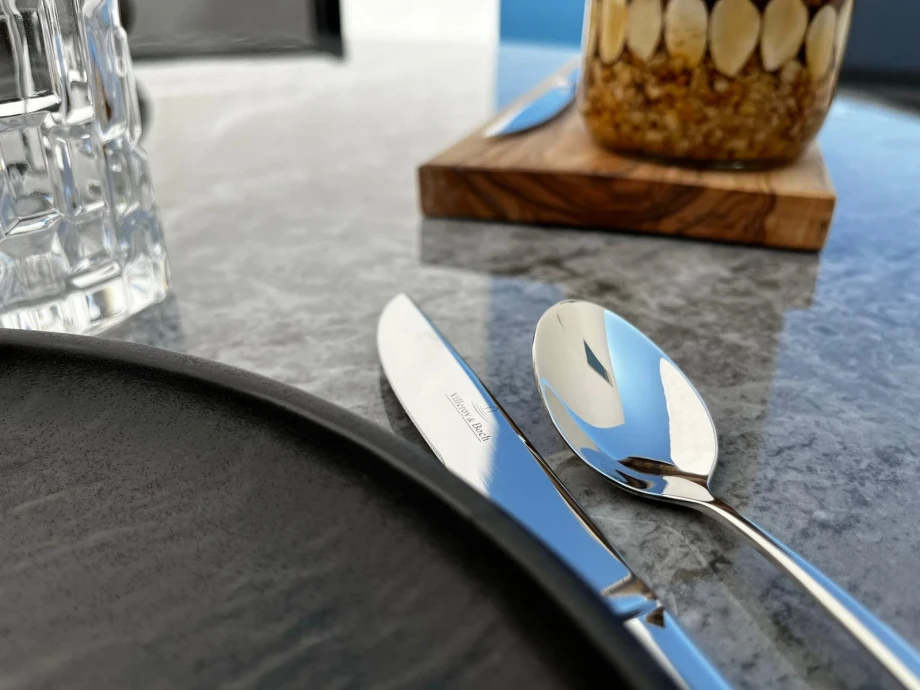 Luxury Dining Table Set with Plate and Cutlery