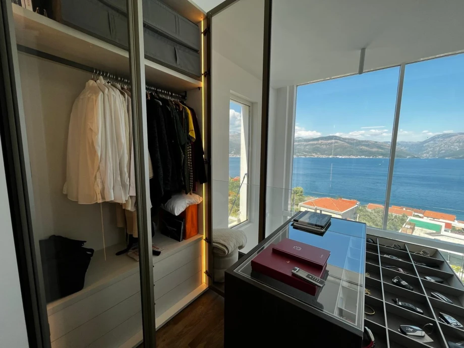 Glass-Door Wardrobe with Sea View in Luxury Villa