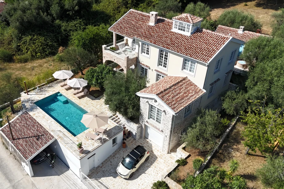 Scenic Villa Aerial View with Pool, Terrace & Landscape – Montenegro