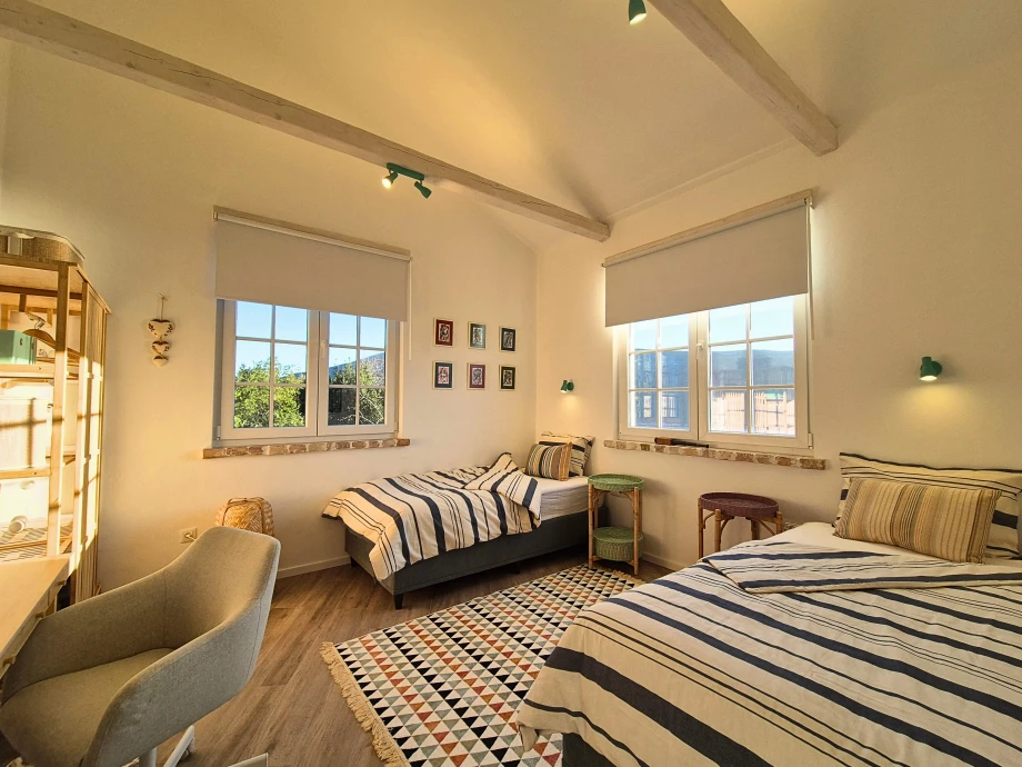 Bright Villa Twin Room